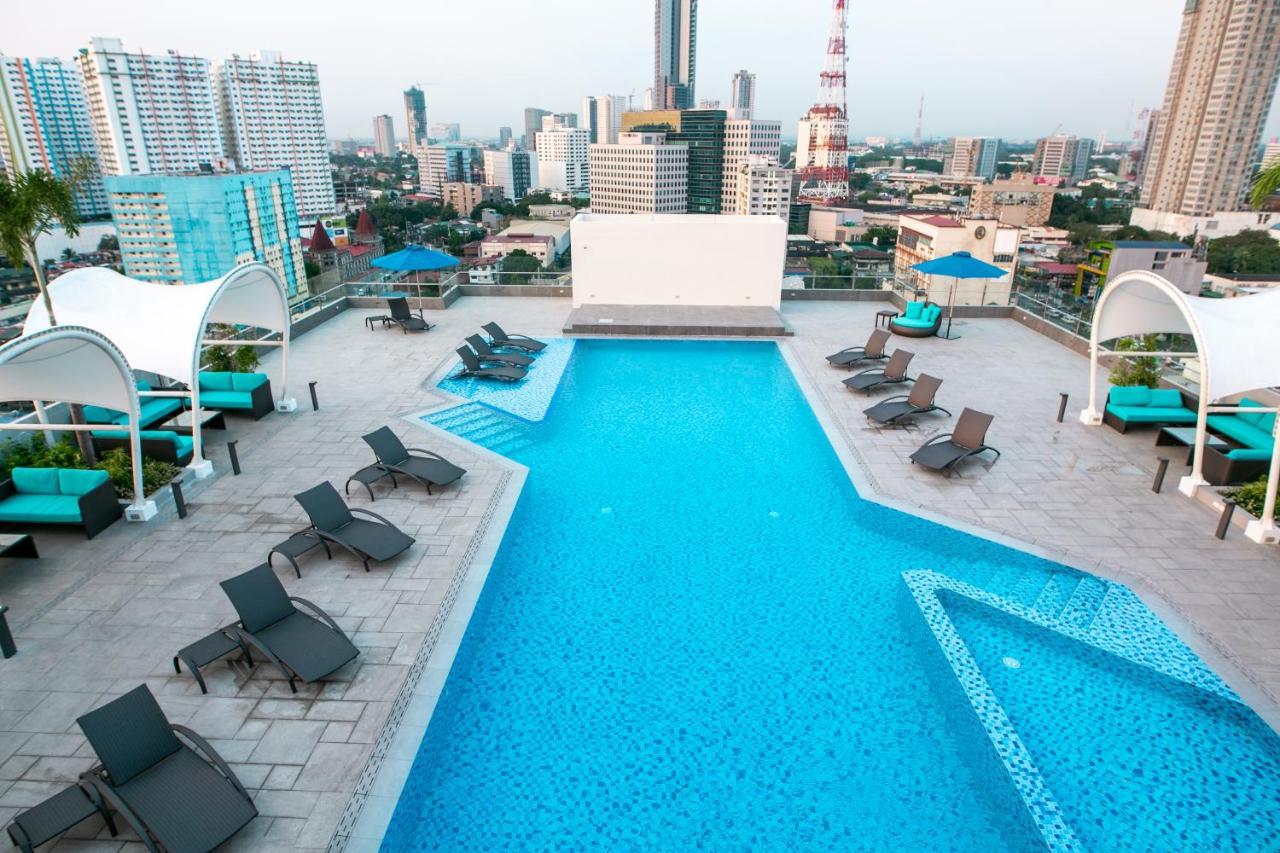 Luxent Hotel Quezon City Exteriör bild